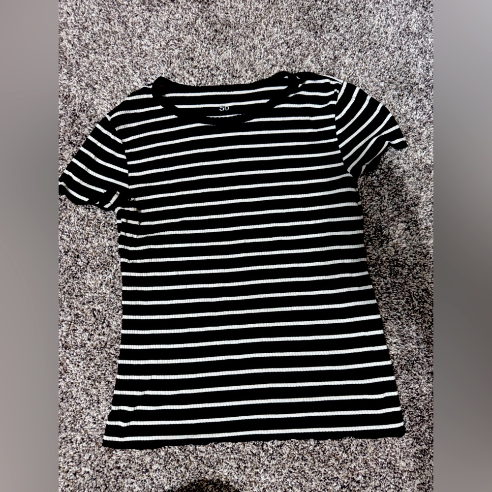 SO - striped baby tee - women’s size small
